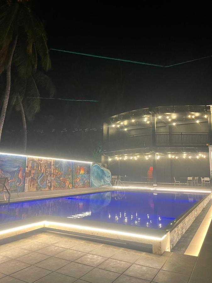 Aurora Banquet And Hotel Chilaw Buitenkant foto