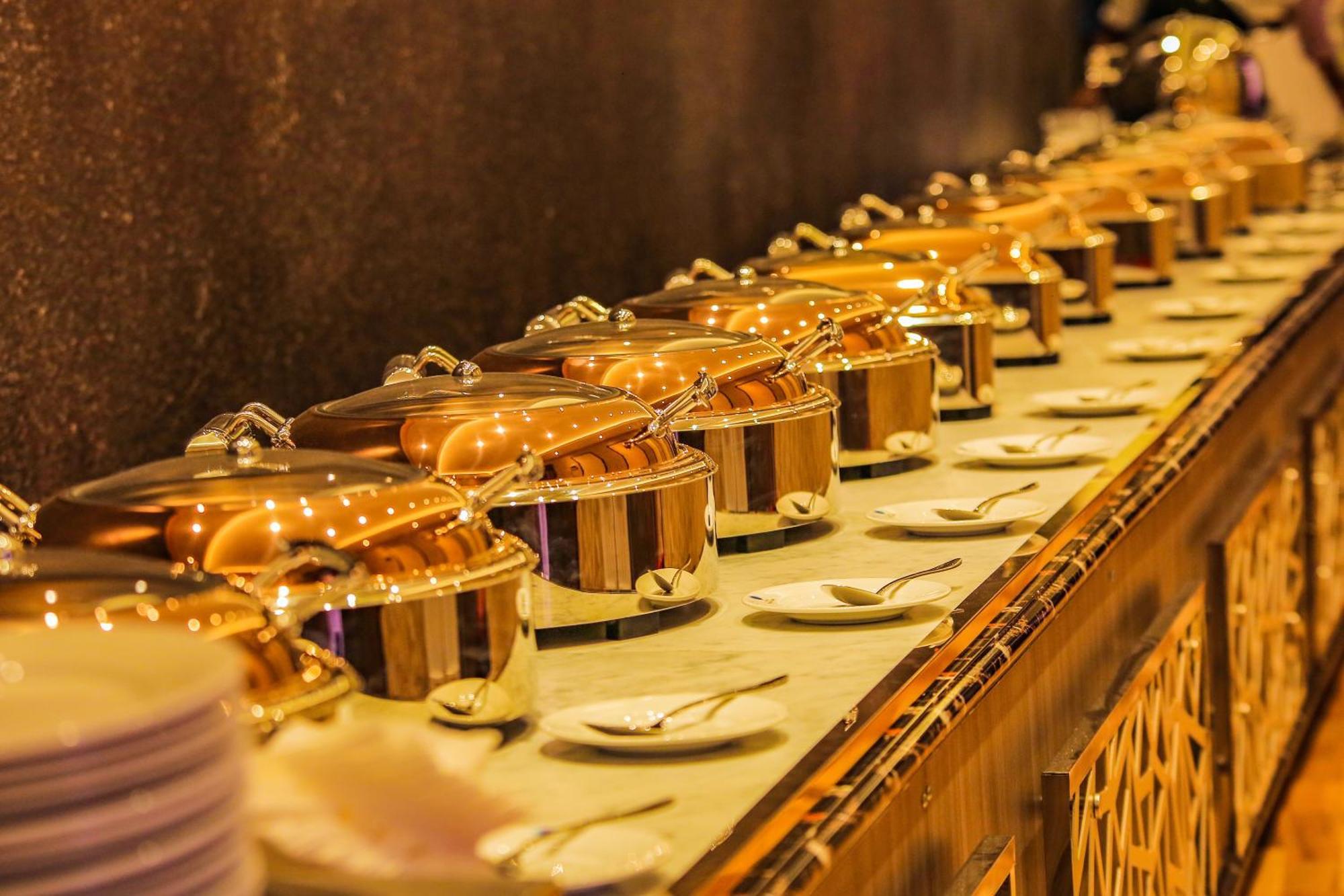 Aurora Banquet And Hotel Chilaw Buitenkant foto